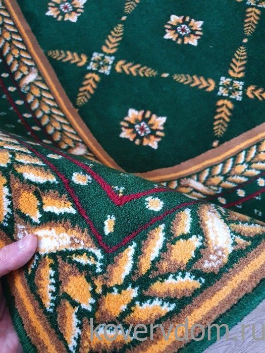 Полушерстяной ковер Edelweiss зеленый с бордюром Полушерстяной ковер Edelweiss зеленый с бордюром